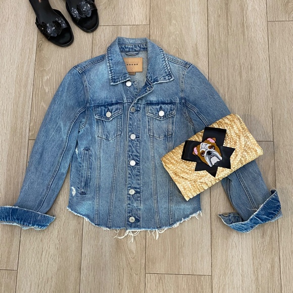 Bow with Bulldog Rattan Straw Clutch - Picture 2 of 5